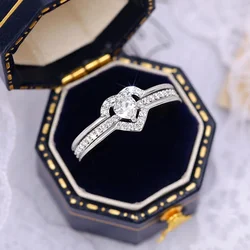 Huitan Modern Fashion Heart Design Women Rings for Engagement Wedding Dazzling Crystal Cubic Zirconia Love Eternity Ring Jewelry