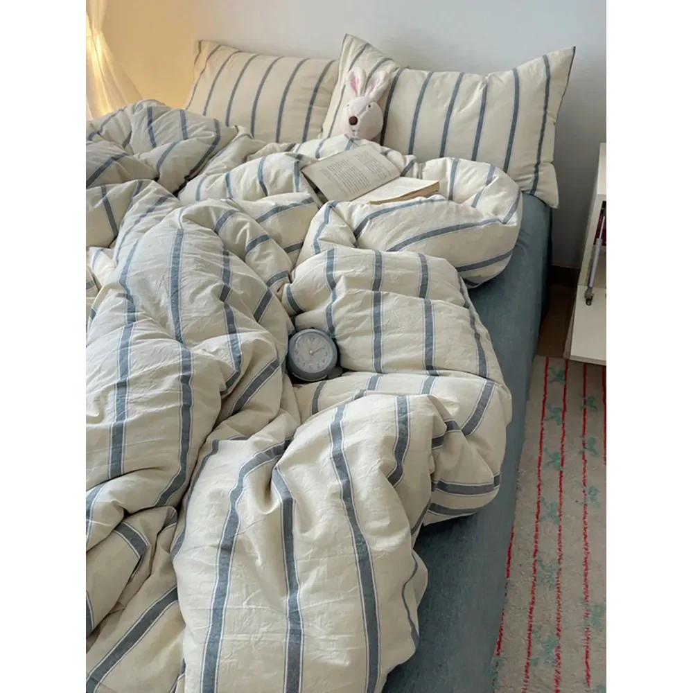 

100 Polyester Vintage Striped Duvet Cover Set, 2 Pillow Shams 1 Duvet Cover No Bed Sheet