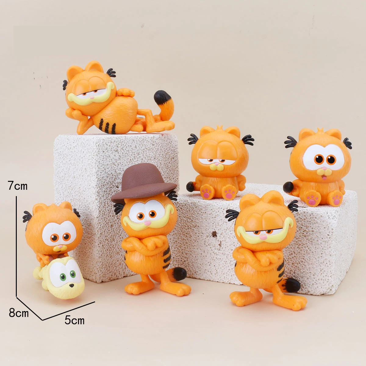 Simulation de dessin animé chaton décoration de bureau ornements faits à la main poupée civette chat gâteau décoration ornements marée jouer oeufs torsadés.