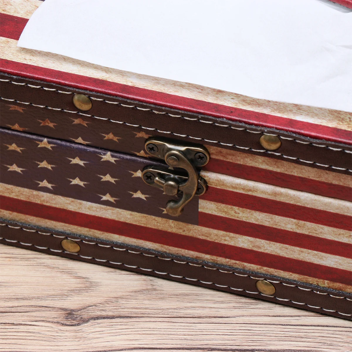 

British Style Tissue Box Classic Stars Stripes Square Wooden Napkin Holder Home Office Bedroom Decorative Tissue Holder