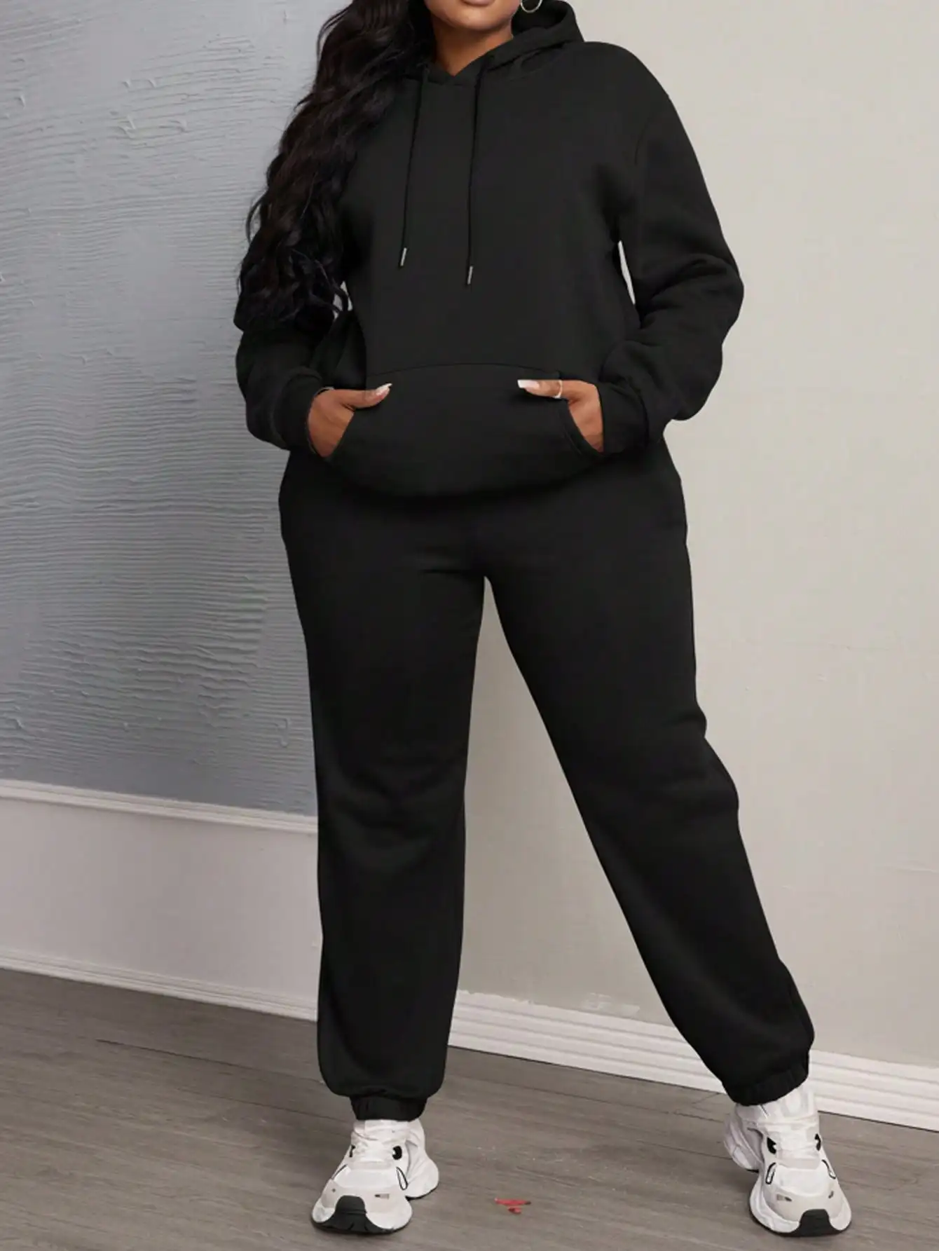 

Black Plus Size 2-Piece Hoodie and Jogger Set with Drawstring Hood and Pockets