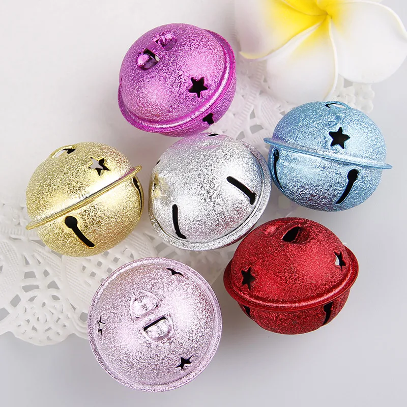 6 Pieces 30/40mm Jingle Bells Christmas Five-point Stars Bells Matte Iron Bells, for Christmas Party Decorations