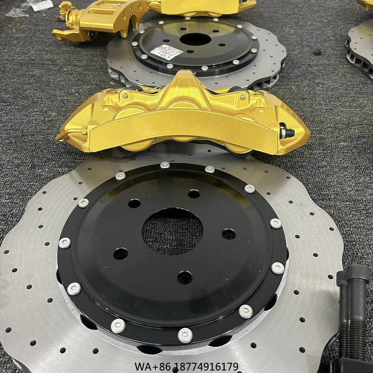 

Золотой суппорт с просверленным сливовым диском 355–380 мм, тормозной комплект, 6-поршневой тормозной суппорт для E90 E46 E92 E60 F80 G20 F30 F35 F10 F18