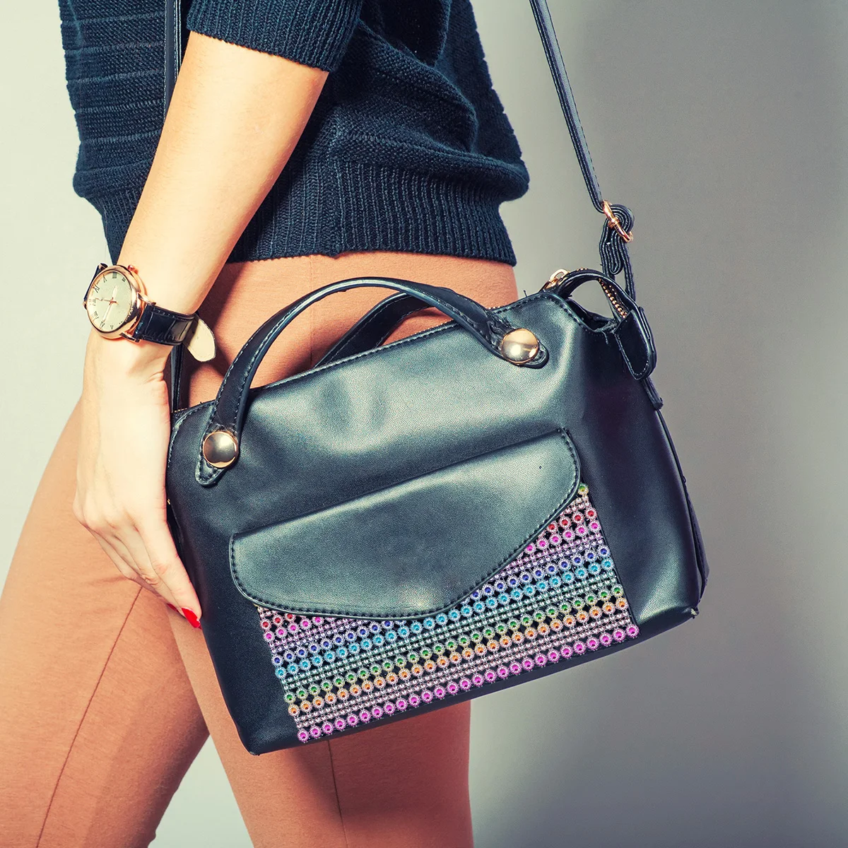 

A Roll Plastic Diamond Trim 16 Rows Plum Blossom Electroplated Sparkling Resin Decoration Wedding Christmas Costume Accessories