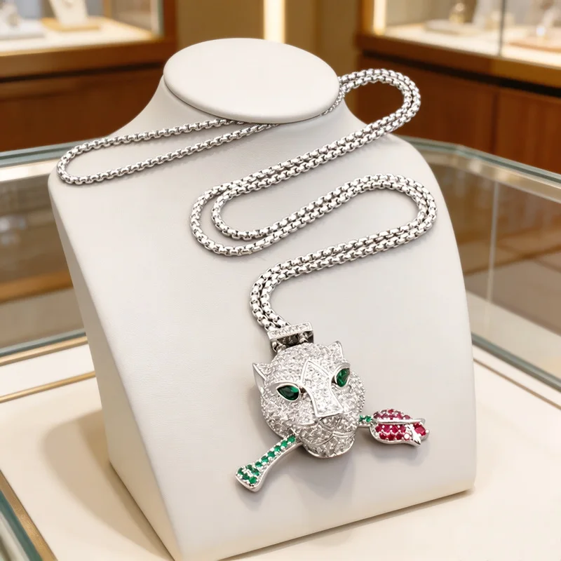 Vintage Fashion Style Necklace Full Cubic Zircon Green Eyes Leopard Panther Pendant Dinner Party Jewelry
