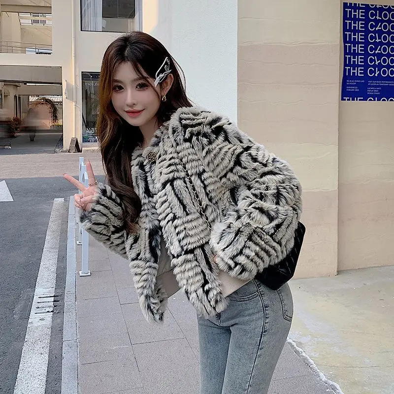 2024 Autumn and Winter New Short Environmental Fur Coat Women's New Young Retro Senior Sense of Small Fragrant Wind Fur Coat