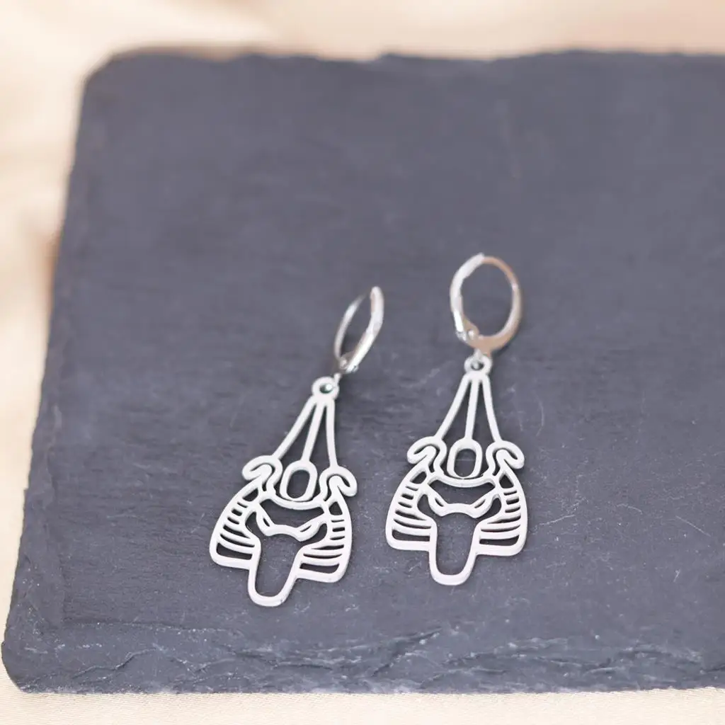 QIAMNI-pendientes de aro con amuleto egipcio de God of Osiris para hombre y mujer, colgante del zodiaco de acero inoxidable, joyería informal diaria, regalo