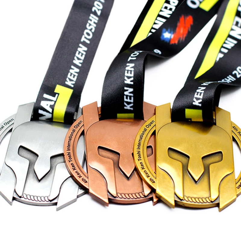 

Factory Price Medal Manufacturer Design Custom Metal Marathon Running finish Soccer Football Sport Award Medals