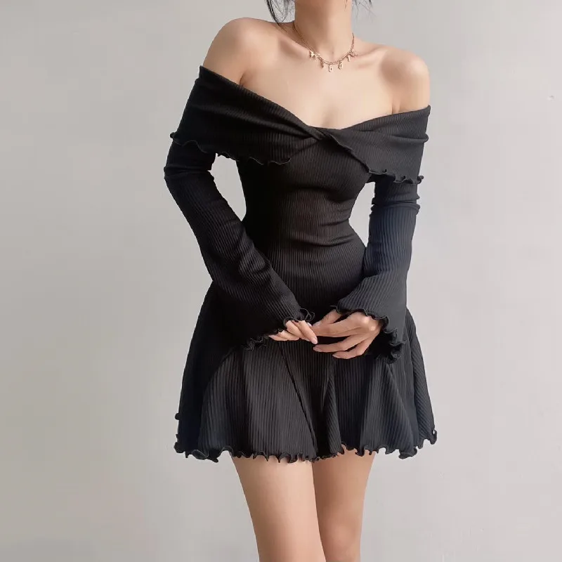 Autumn Black A-LINE Dress Women Streetwear Sexy Strapless Off Shoulder Long Sleeves Knitting Mini Dresses Club Elegant Partywear