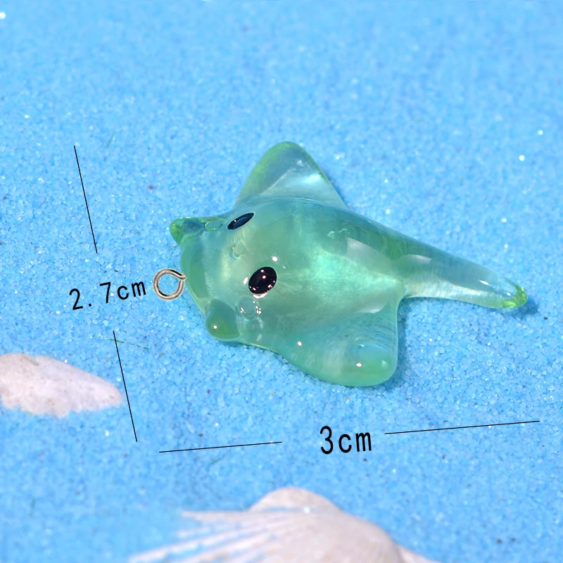 10Pcs Mini Cute Manta Rays Fish Resin Charms Colorful transparent Animal Pendants for Earring Keychain DIY Jewelry Making