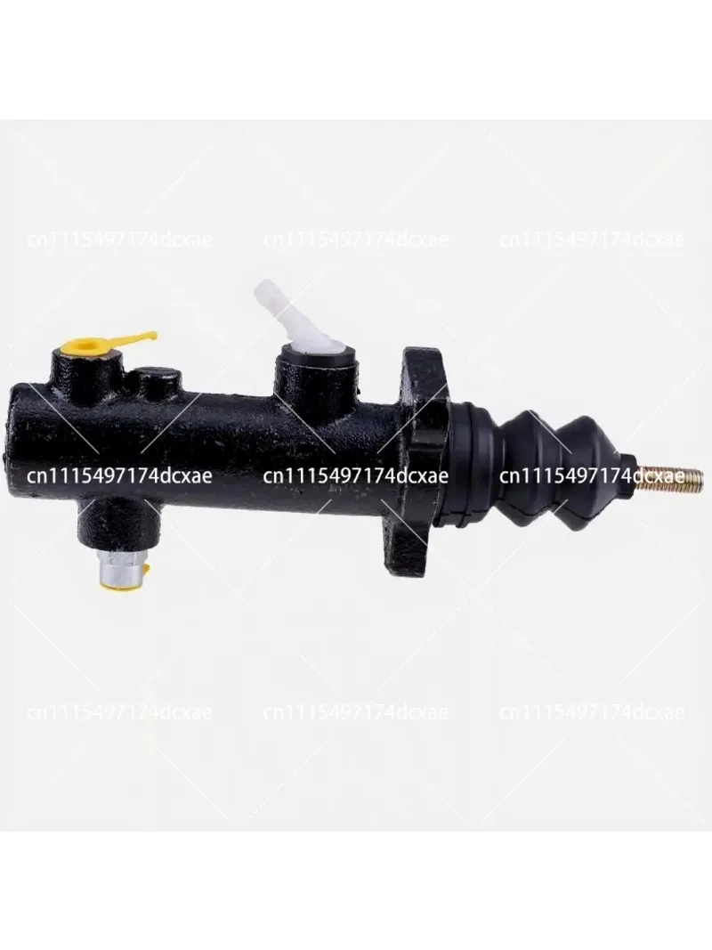 Brake Master Cylinder 6111136M92 Replacement for Loader Excavator Tractor Spare Parts