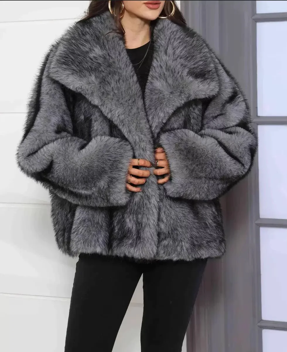 

Fashionable Short Fur Coat Large Collar Plush Women's Outerwear Luxury Brand Free Shipping Long Sleeve Loose Fit Commute ...