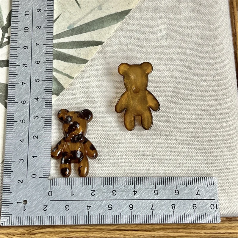 Wholesale 100pcs/lot leopard pattern geometry hearts stars bears shape resin cabochon beads d iy jewelry garment hair accessory