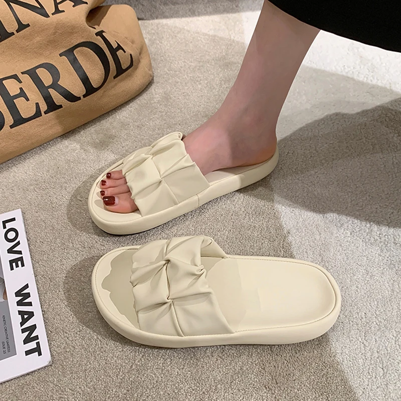 Shoes Slippers Soft Slipers Women Luxury Slides Platform Low Shale Female Beach Comfort Flat 2023 Designer Sabot Rome Rubber Cas