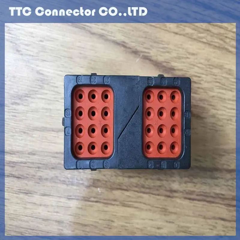 

1pcs new and origianl connector DRC14-24PA