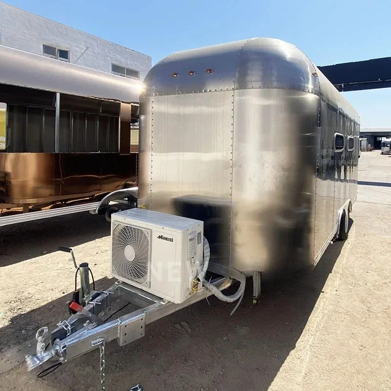 Customized Italian Small Stainless Steel Food Truck Fried Chicken Beer Mobile Catering Multifunction Food Cart