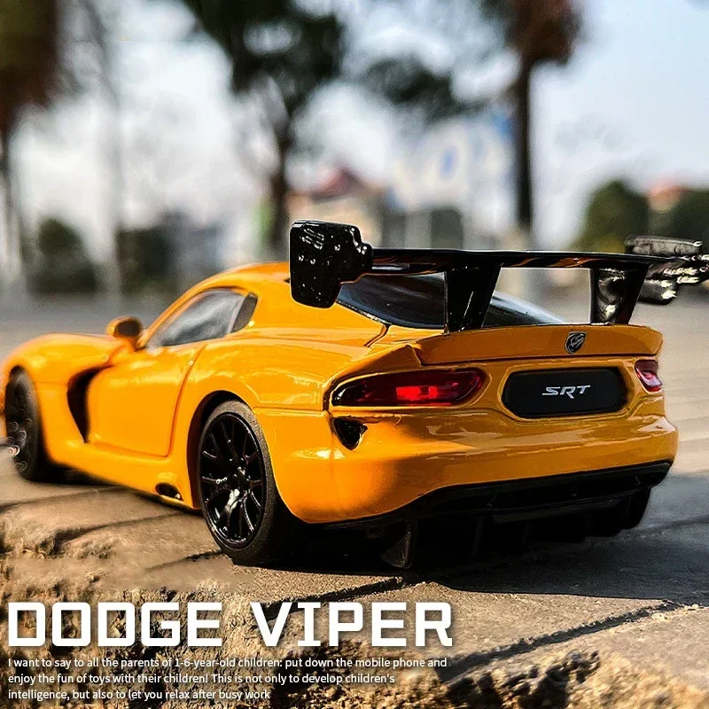 1:32 دودج فايبر SRT Supercar سبيكة سيارة Diecasts ولعبة المركبات لعبة معدنية نموذج سيارة مجموعة الصوت والضوء لعبة أطفال