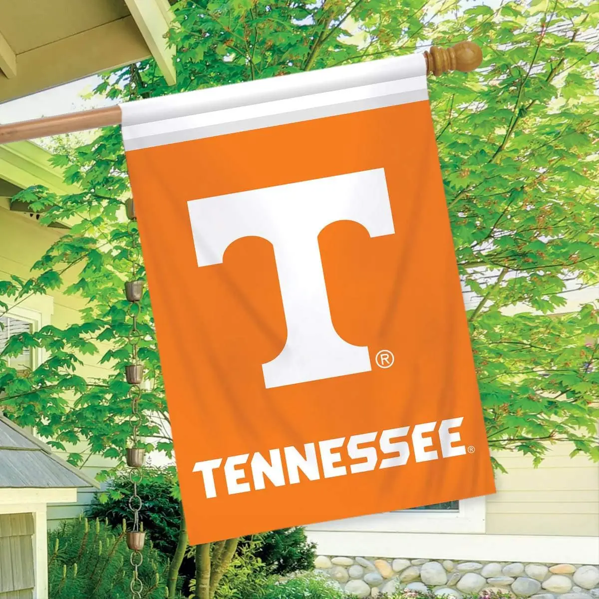 Tennessee Volunteers Licensed House Flag; Briarwood Lane