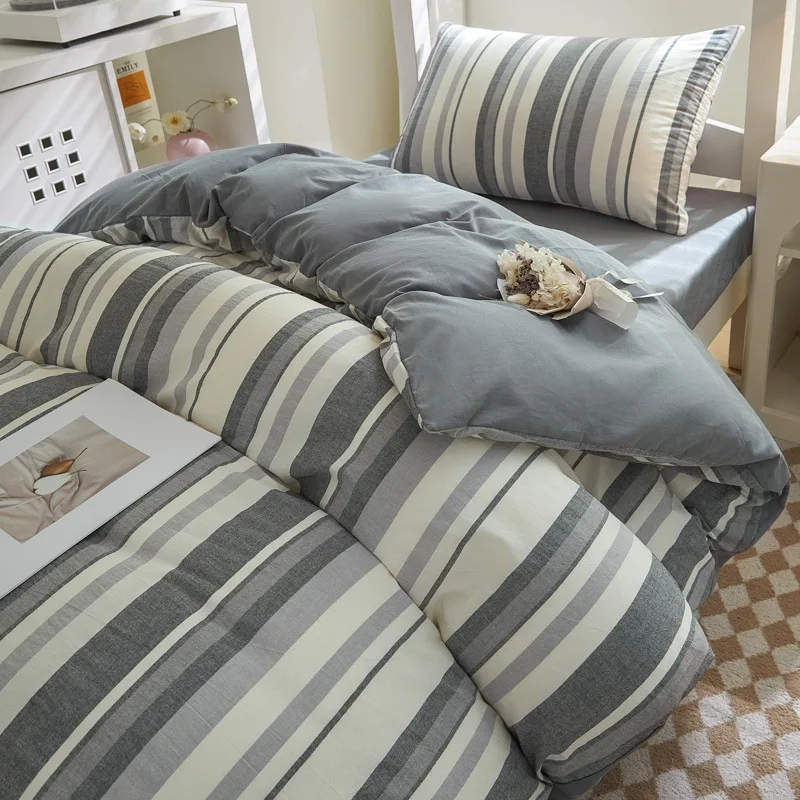 

Customizable School Season Student Dormitory Cotton Three-piece Set