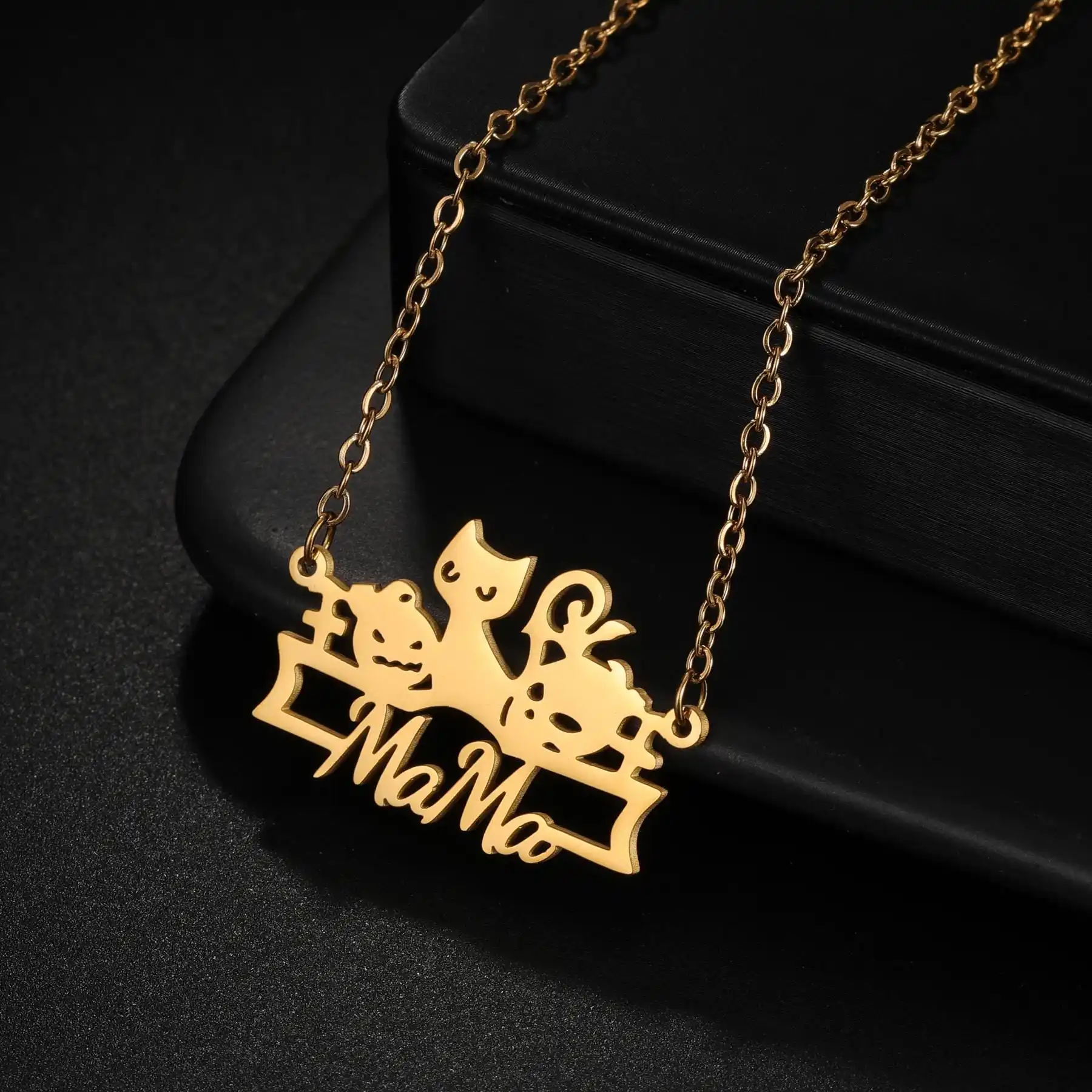 Custom Halloween Name Necklace with Cat Pumpkin and Skull Gothic Pendant Necklace for Halloween Party Jewelry