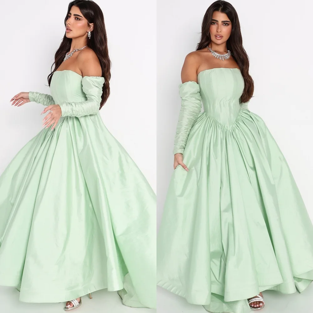 

Customized Exquisite Satin Evening Dress Classic Strapless Homecoming Dresses High Quality Zipper Back Special Occasion Gowns