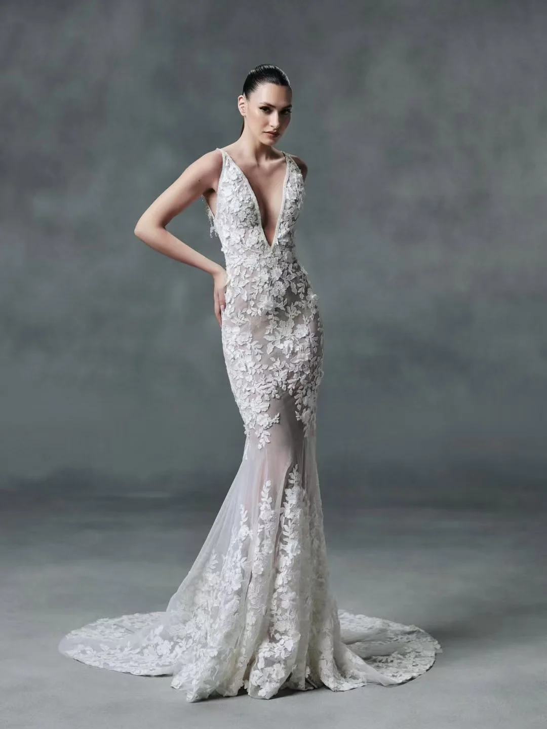 Customized Luxury Wedding Dress Amanda Novias Official New Design Strapless Elegant Bride Dress With Detachable Sleeves