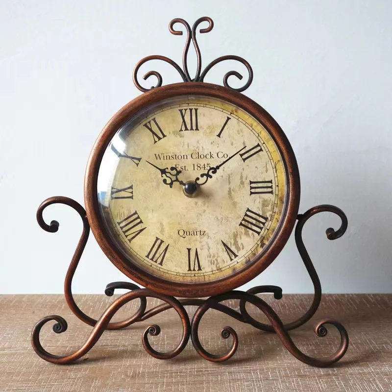 

Classical Mute Desk Clock Vintage Creative Metal fabrication Battery powered Clock Living Room Bedroom Office Home Decortion