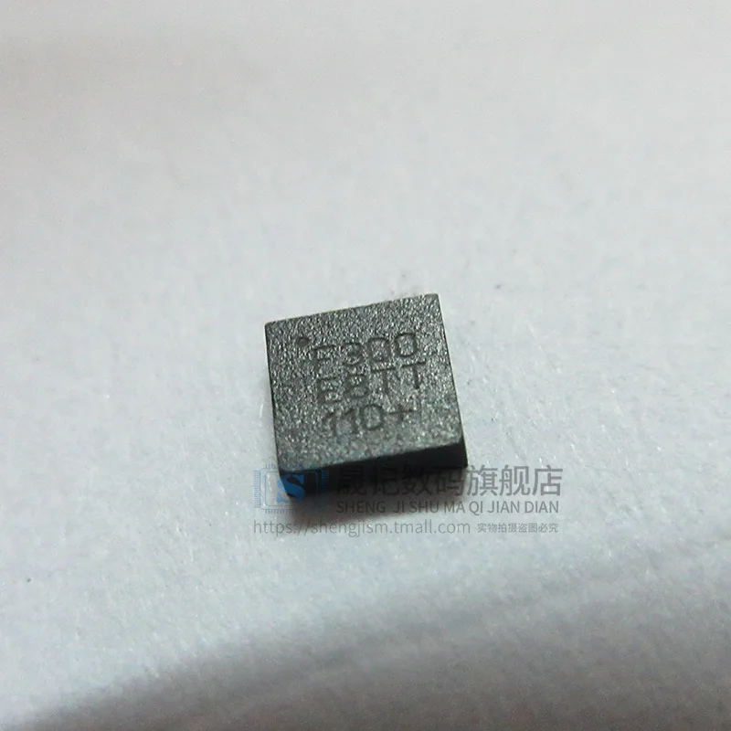 C8051F300-GMR C8051F300 QFN-11 10 قطعة #2