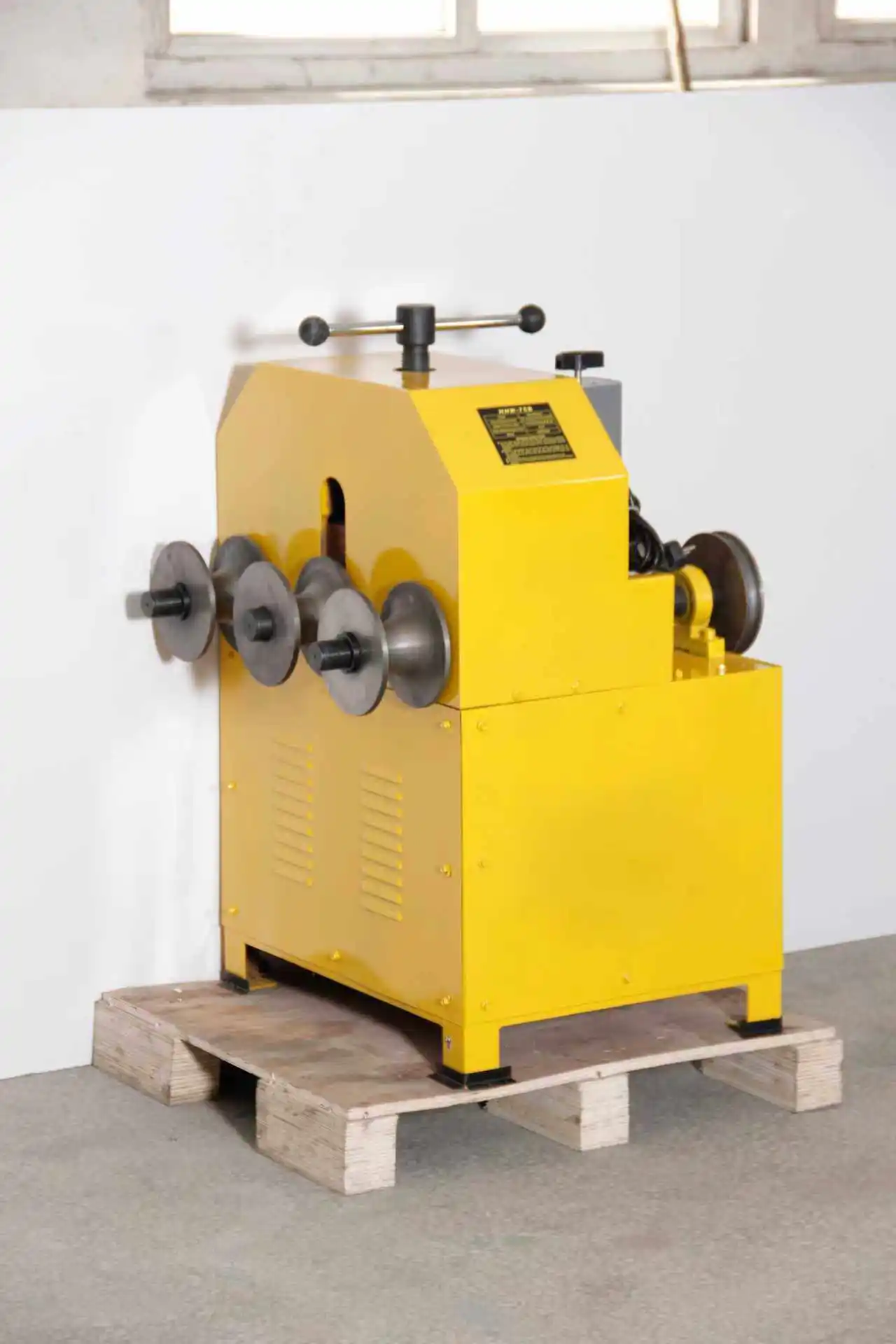 Multi-Function Pipe Bender Electric,Stainless Steel Tube Bending Machine Tool,Square Round Pipe Molds for Metal Fabrication