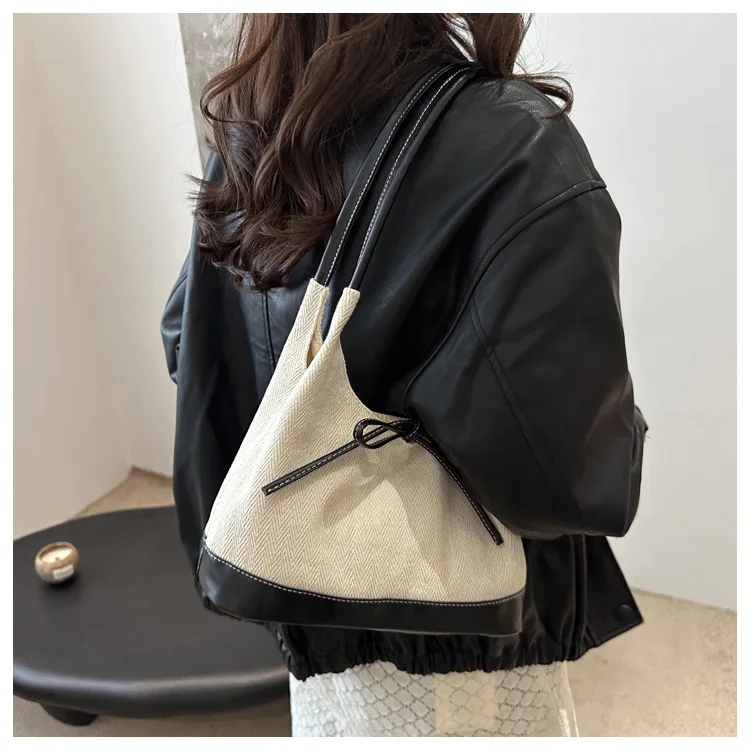 Ins2024Korean ins حقيبة التنقل ذات سعة كبيرة 2025 المتخصصة الرجعية سعة كبيرة حمل حقيبة عصرية حقيبة يد بكتف واحد #5