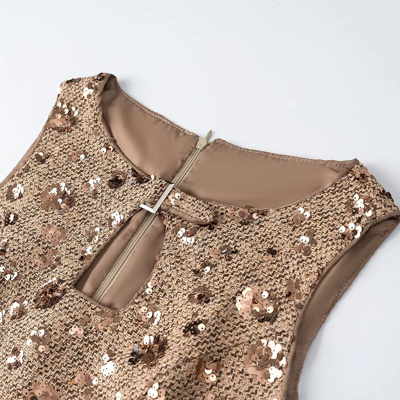 KASLEAD Women's Slim Fit Top Embroidered Heavy Tweed Sequin New Style Ladies' Fashion Outerwear Polyester Acrylic Material