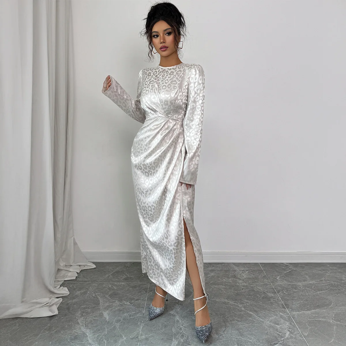 Vestido Longo E de Manga Longa F, Versátil e Moderno, Estilo Qipao de Cintura Alta, Vestido sso para Outono/...