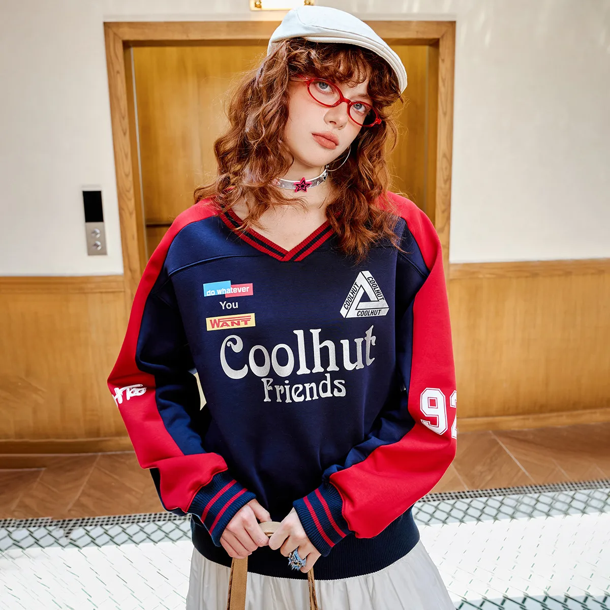 

Women's V-Neck Sweatshirt Color Block Graphic Print Hoodie Drop Shoulder Long Sleeve Streetwear Casual Top Retro Unisex Design