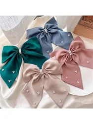 1 Women's spring new solid color pearl bow hairpin Fashion back head hairpin Top clip Spring clip Hairpin hair accessories