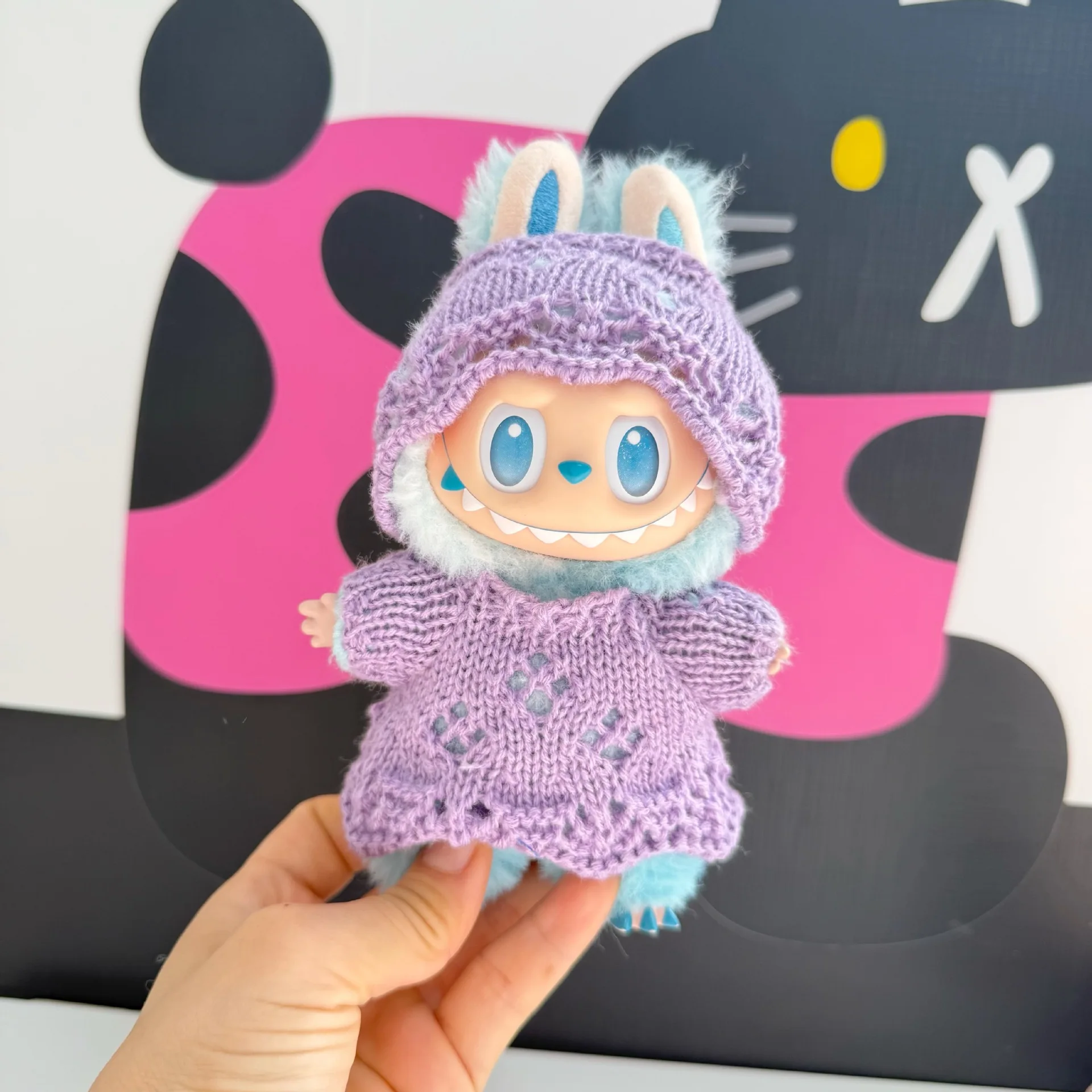 Pour Labubu vêtements pendentif Labubu portant une robe tricotée creuse chapeau élégant mignon ensemble cadeau pas de poupées