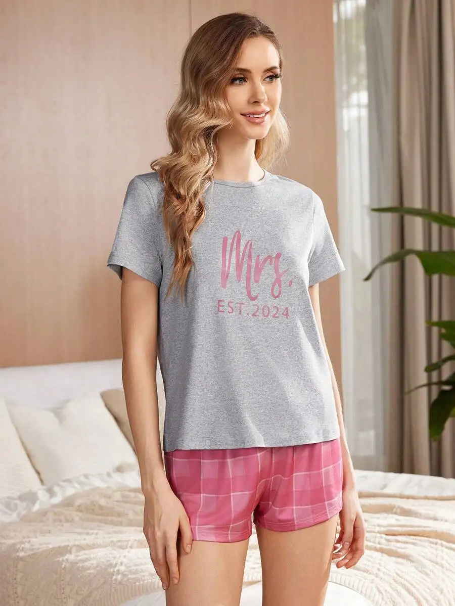 

Women Letter Print Round Neck Short Sleeve T-Shirt And Plaid Shorts Pajama Set
