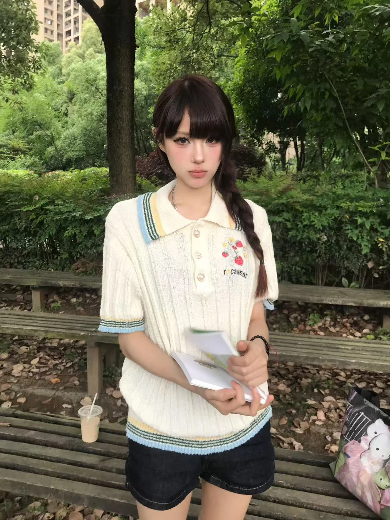 

Summer New Stripe Towel Cloth Pearl Button ort Sve T-irt Knitted irt American Five-Arm Couple Loose Fit Crew Ne