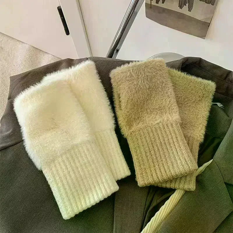 1Pair Warm And Cold-proof Half-finger Gloves For Women In Autumn And Winter, Versatile And Plush, Cute Office Half-finger Gloves