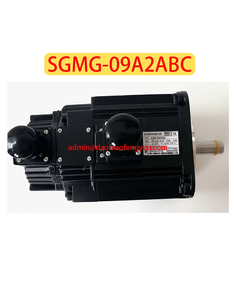 SGMG-09A2ABC Brand new Servo motor Fast shipping，In Stock，SGMG 09A2ABC