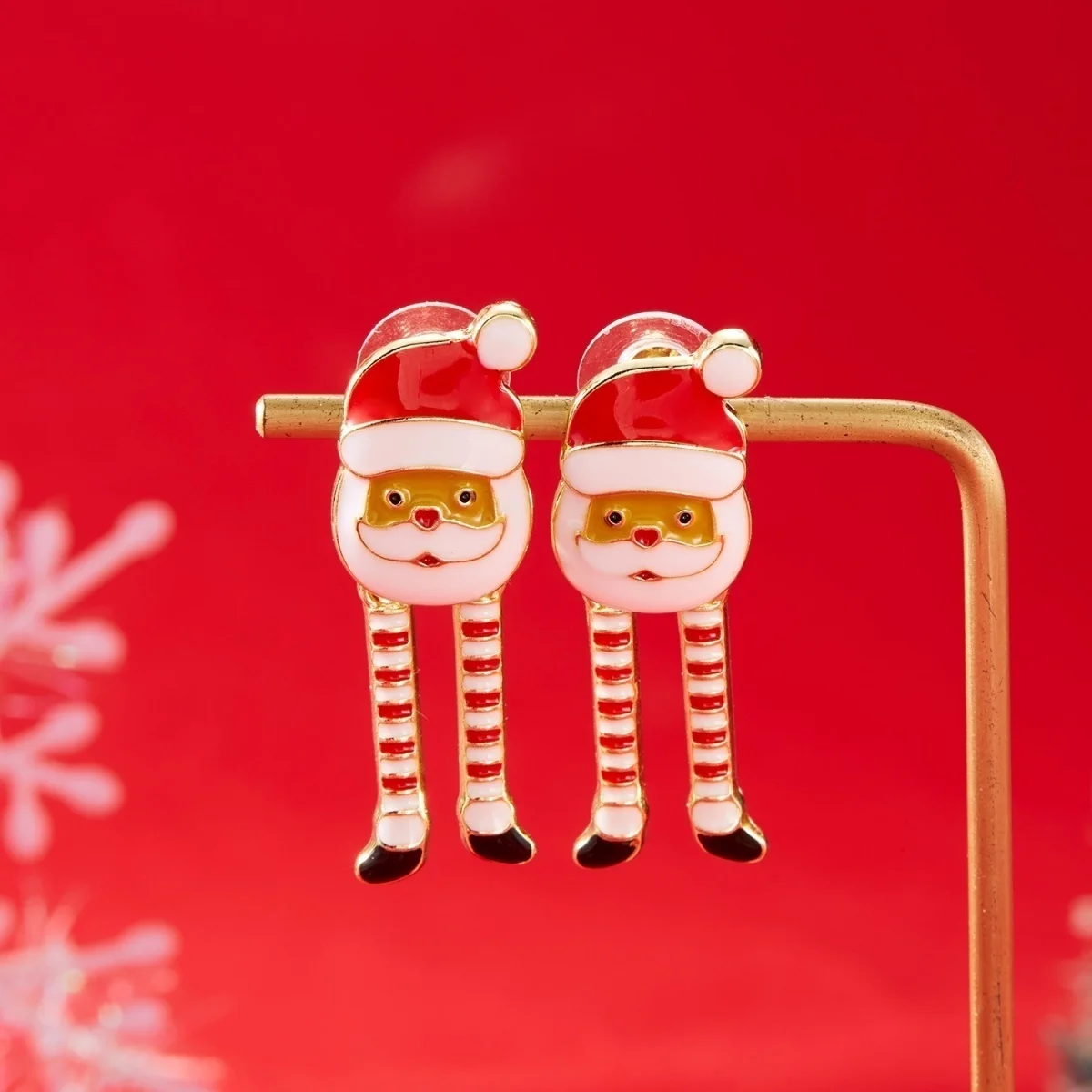 Weihnachtliche kreative Ohrhänger mit simulierten Perlen und langen Beinen im Weihnachtsmann-Design für Damen, Neujahrs-Ohrschmuck mit Lebkuchenmann und Schneemann. – Detail 33
