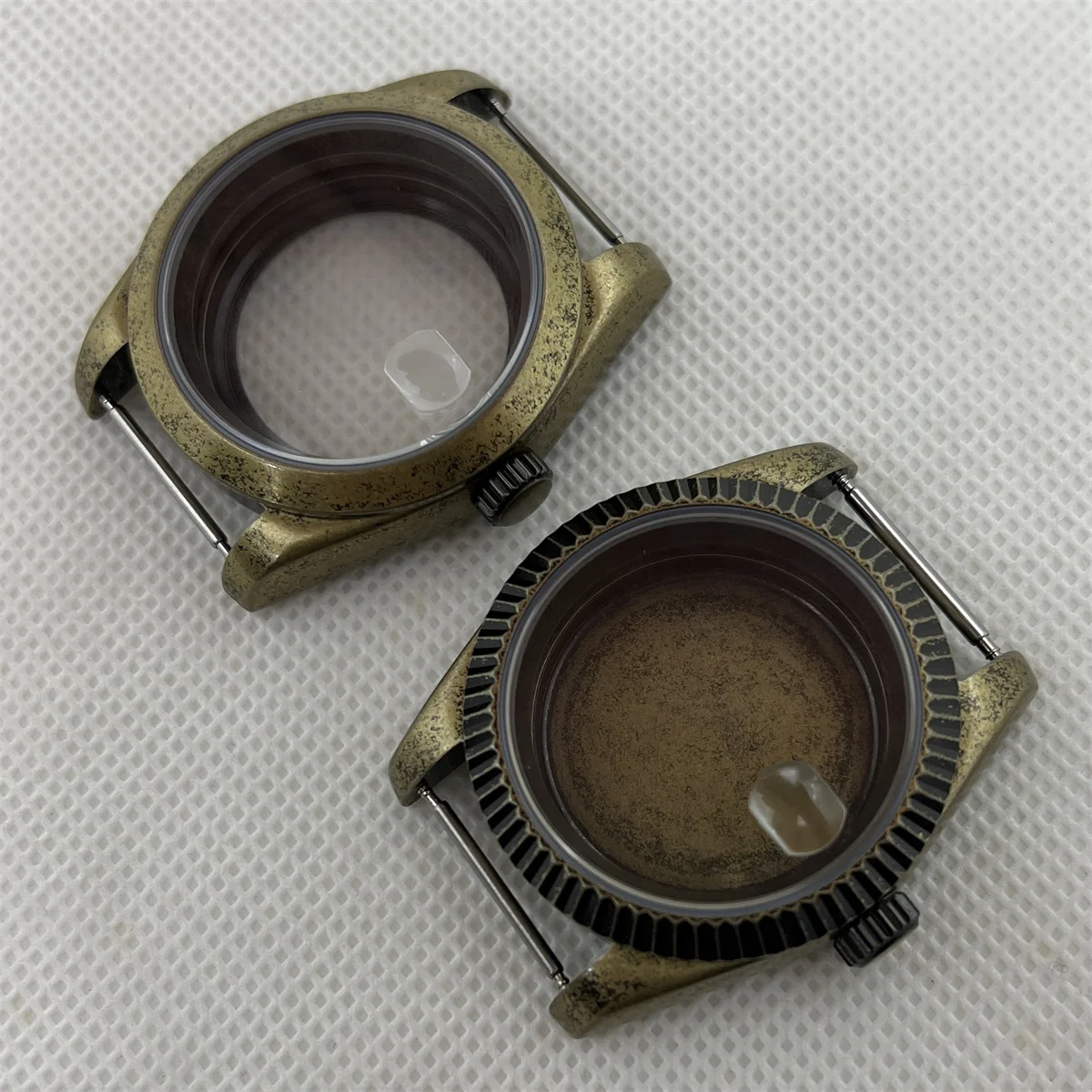 Diving bronze case with 39mm sapphire glass is suitable for NH34 NH35 NH36 NH38 NH70 NH72 ETA2824 PT5000 Automatic movements
