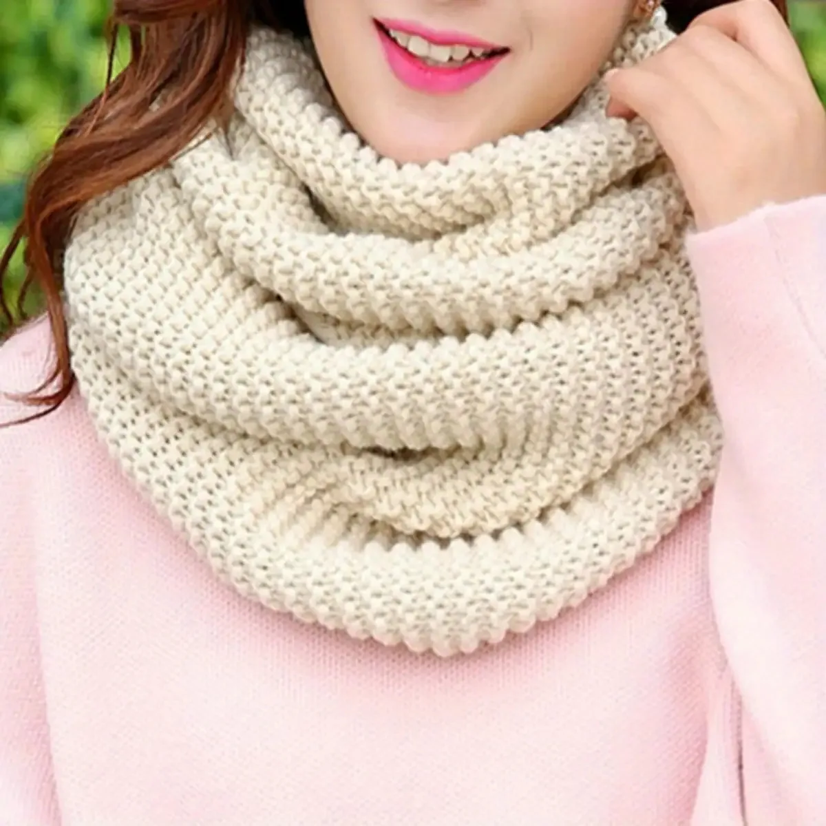 Eleganter dicker Winterschal für Damen – winddicht, atmungsaktiv, unendlicher Schlaufen-Halswärmer mit weicher Stilstruktur. Maschinenwaschbar – Detail 4