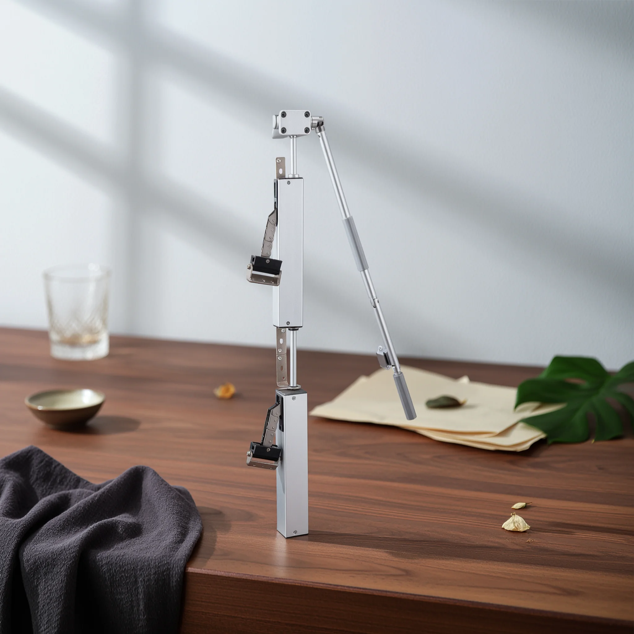 

Window Opener with Hand Crank Low-Noise Manual Window Opener Hardware Stable Built-Information Ventilation, Smoke Exhaust
