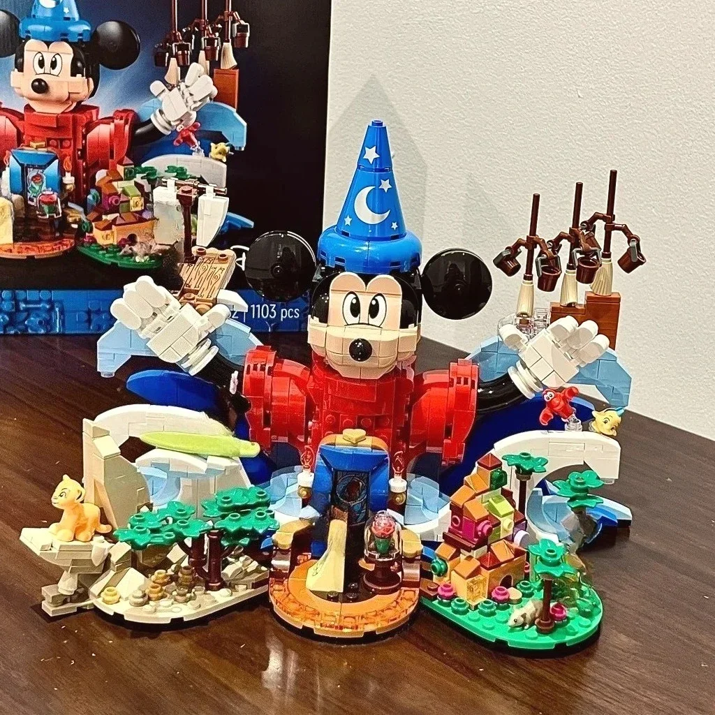 

Hot Toys 2025 New Model Magic World Clubhouse of Building Blocks Bircks Movie Sets for Adults Children Birthday Gifts Toys