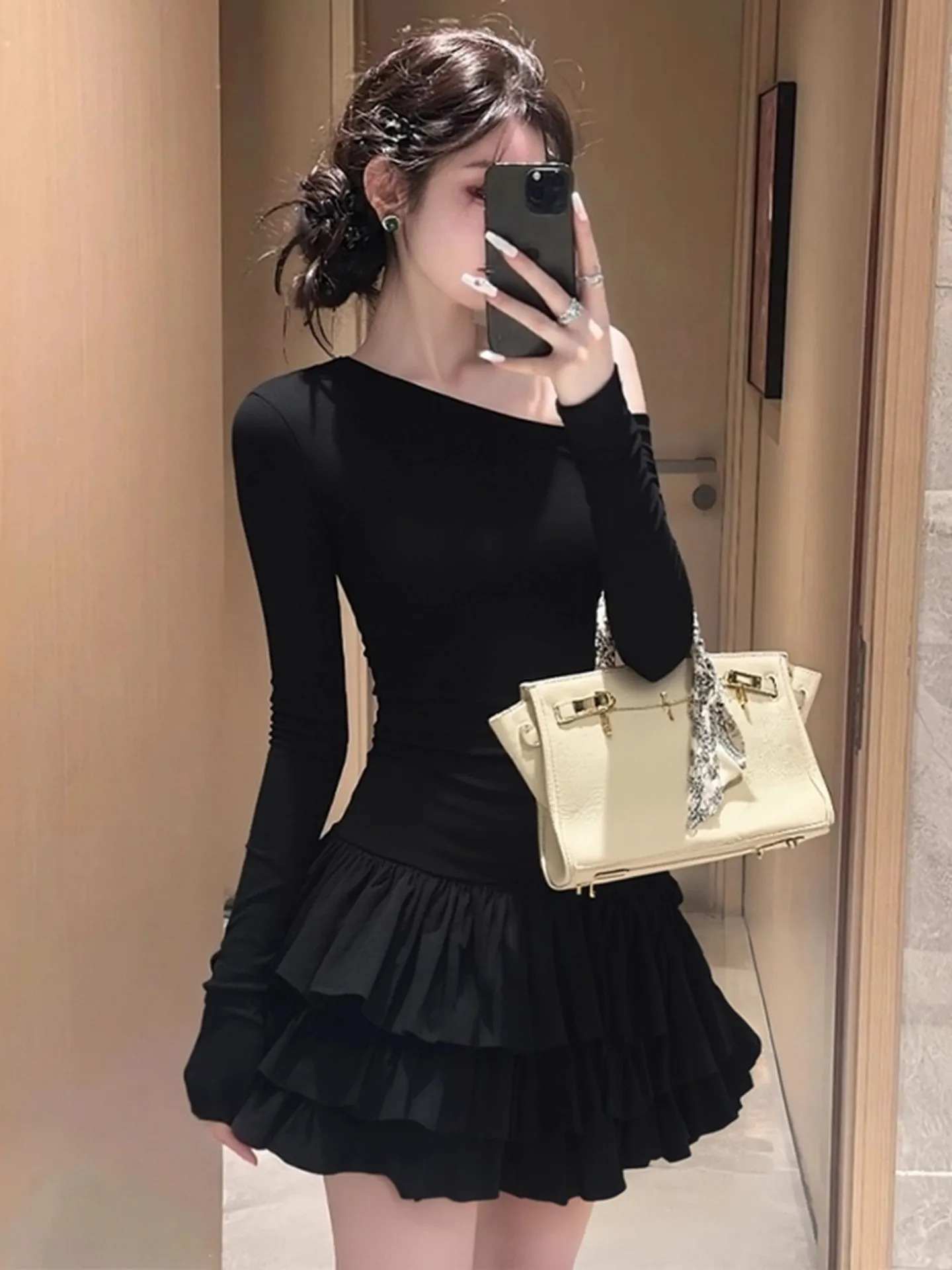 

Chic oulder Bared Long Sve Dr Women's Slim Fit Floral Print ort Skirt Autumn Winter Design High Waist Polyester Fiber