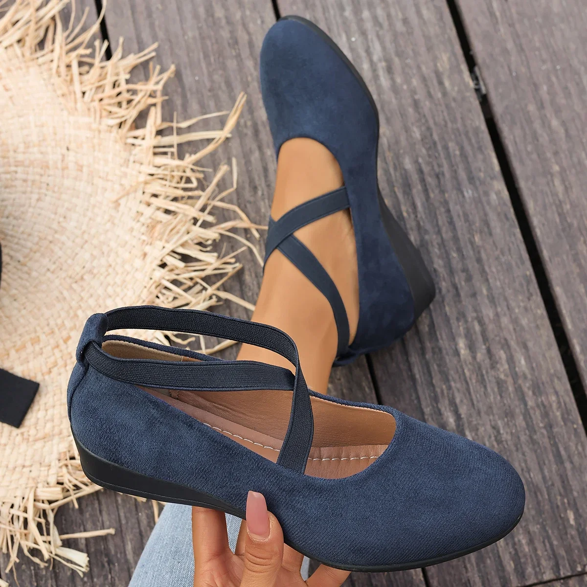 

Женские дизайнерские лоферы на плоской подошве с перекрестными ремешками Удобные кроссовки с острым носком Туфли без шнуровки на плоской подошве Женские туфли Мэри Джейн большого размера