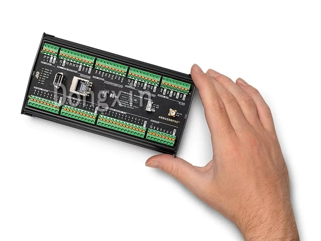 Spot Arduino Portenta Machine Control AKX00032 إنترنت الأشياء الصناعية