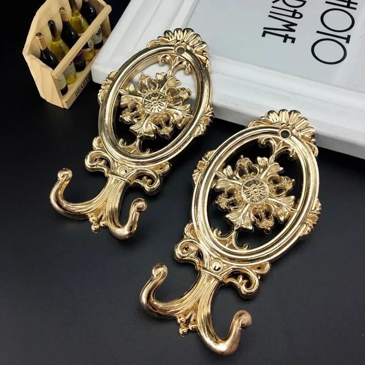 

1 pair of European zinc alloy crystal curtain hooks, curtain wall hooks, wall hooks, binding straps, rope hooks