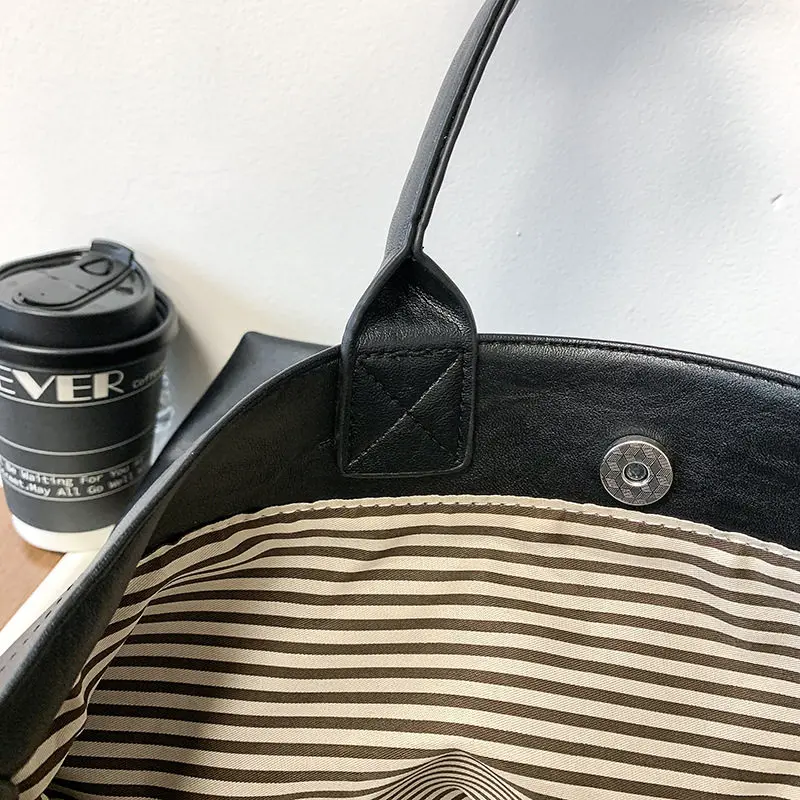 Designer Style Men's Commuting File Bag Hand-Held Briefcase Multifunctional Large Capacity Versatile Tote Bag Crossbody Bag