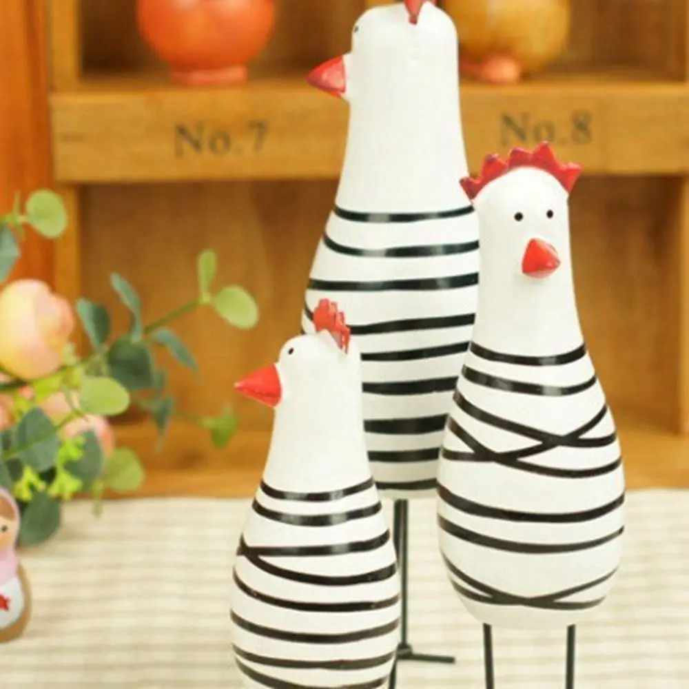 3Pcs/Set Exquisite Carving Painted Chicken Statue Chic Cute Wooden Chicken Ornaments Stylish Desktop Rooster Figurine Office